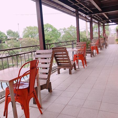 Artisan Hostel Toucheng Exterior foto